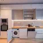 Ria 아파트