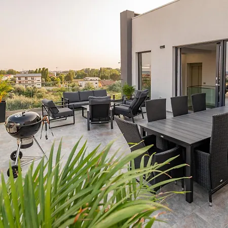 Ria Appartement *